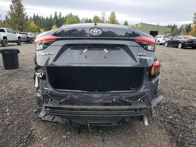 JTDBCMFE7R3033020 - 2024 TOYOTA COROLLA LE 灰色 照片 6