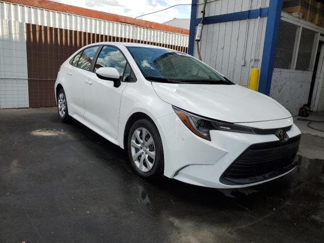 5YFB4MDE2SP252433 - 2025 TOYOTA COROLLA LE თეთრი ფოტო 4
