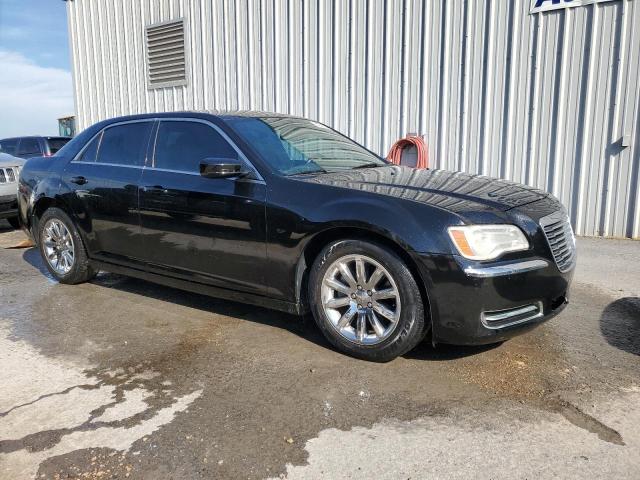 2C3CCAAG2DH599043 - 2013 CHRYSLER 300 BLACK photo 4