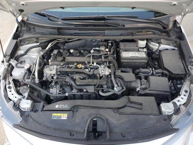 5YFB4MDE3RP105256 - 2024 TOYOTA COROLLA LE ვერცხლისფერი ფოტო 11