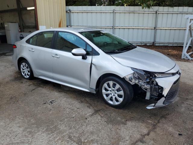 5YFB4MDE3RP105256 - 2024 TOYOTA COROLLA LE ვერცხლისფერი ფოტო 4