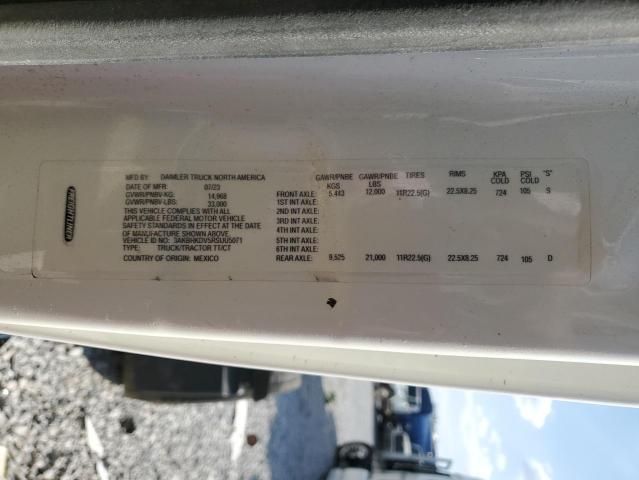 3AKBHKDV5RSUU5071 - 2024 FREIGHTLINER CASCADIA 1 WHITE photo 10