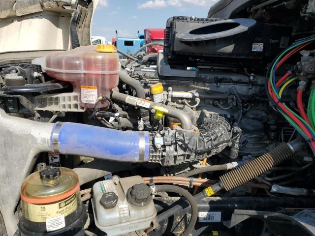 3AKBHKDV5RSUU5071 - 2024 FREIGHTLINER CASCADIA 1 WHITE photo 7