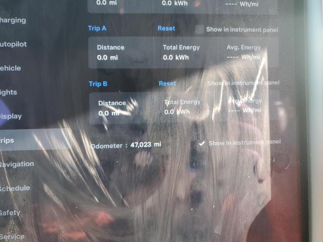 5YJSA1E28JF287869 - 2018 TESLA MODEL S Қызыл фото 9