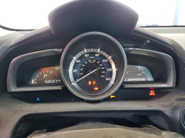 3MYDLBZV2GY112027 - 2016 TOYOTA SCION IA WHITE photo 9