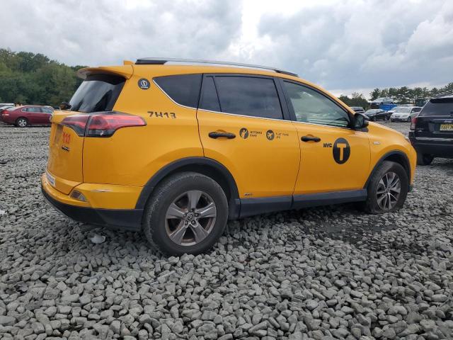 JTMRJREV0JD176571 - 2018 TOYOTA RAV4 HV LE Sarı fotoğraf 3