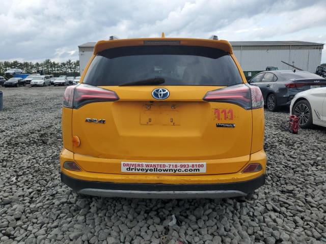 JTMRJREV0JD176571 - 2018 TOYOTA RAV4 HV LE Sarı fotoğraf 6