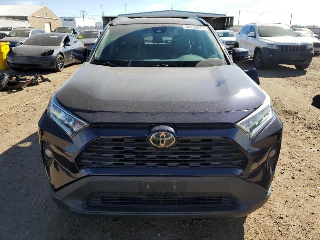 2T3W1RFV5KW051068 - 2019 TOYOTA RAV4 XLE 蓝色 照片 5