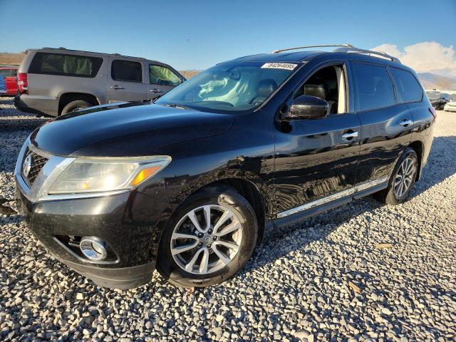 2013 NISSAN PATHFINDER S, 