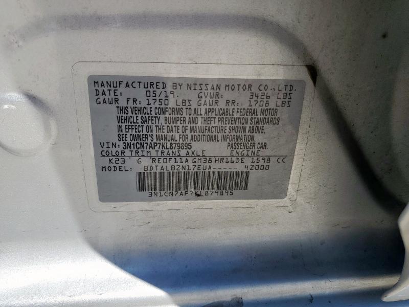 3N1CN7AP7KL879895 - 2019 NISSAN VERSA S 银色 照片 12