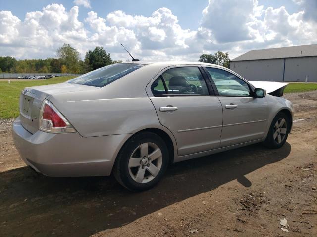 3FAHP07Z18R265174 - 2008 FORD FUSION SE SILVER photo 3