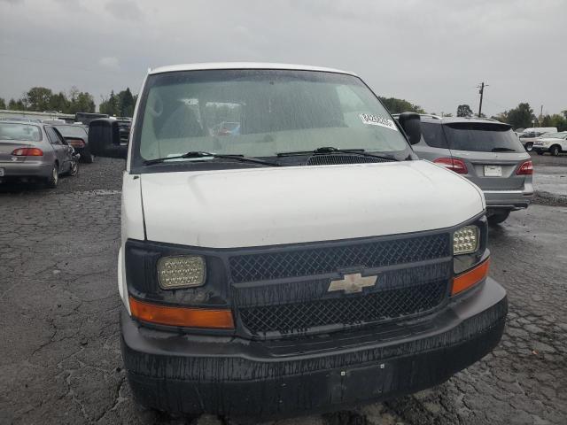 1GCFG15ZX71163942 - 2007 CHEVROLET EXPRESS G1 WHITE photo 5