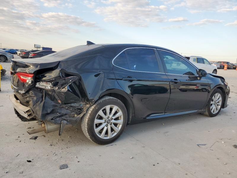 4T1B11HKXKU243260 - 2019 TOYOTA CAMRY L BLACK photo 3