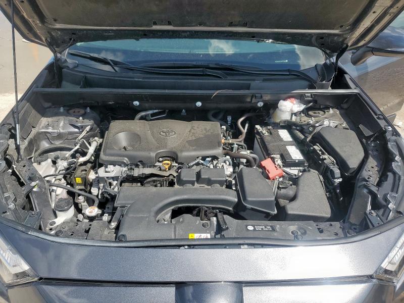 2T3K1RFV1RC277098 - 2024 TOYOTA RAV4 LE 灰色 照片 12