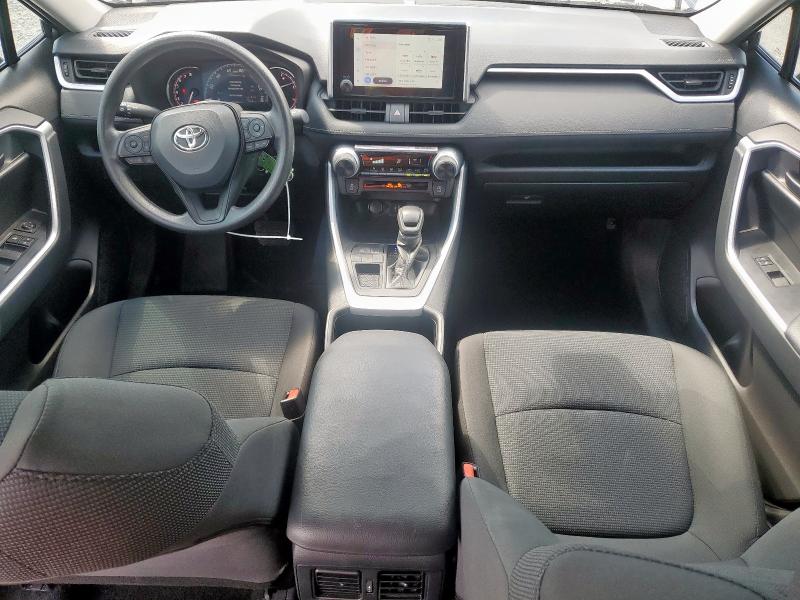 2T3K1RFV1RC277098 - 2024 TOYOTA RAV4 LE 灰色 照片 8