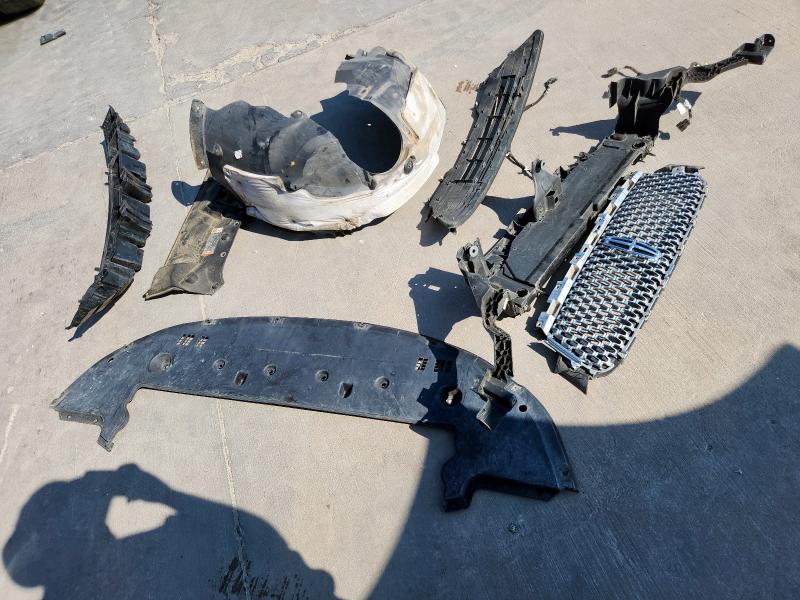 3LN6L5E98HR642432 - 2017 LINCOLN MKZ RESERVE ნაცრისფერი ფოტო 12