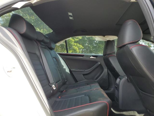 3VW4T7AJ5FM413057 - 2015 VOLKSWAGEN JETTA GLI WHITE photo 10