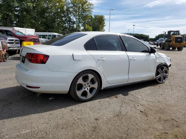 3VW4T7AJ5FM413057 - 2015 VOLKSWAGEN JETTA GLI WHITE photo 3