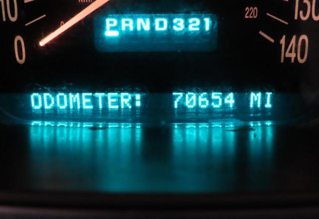 1GCES14P24B106389 - 2004 CHEVROLET SSR 黑色 照片 8