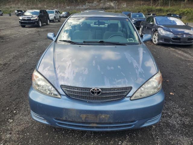 4T1BF32K43U548390 - 2003 TOYOTA CAMRY LE BLUE photo 5