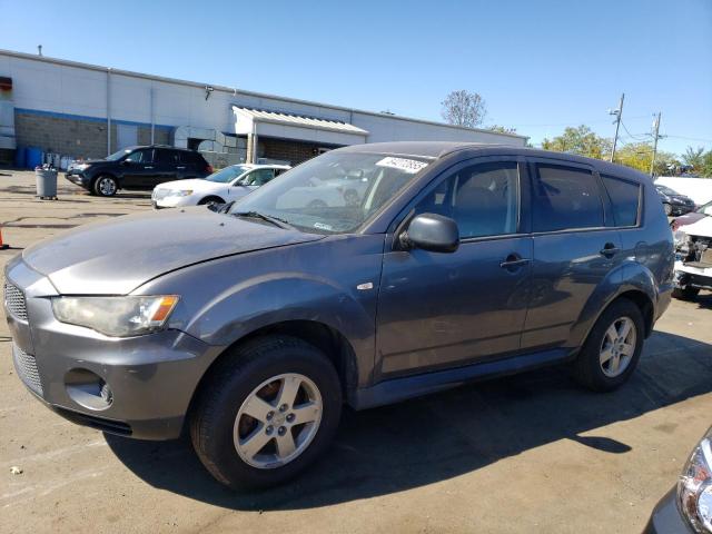 2011 MITSUBISHI OUTLANDER ES, 
