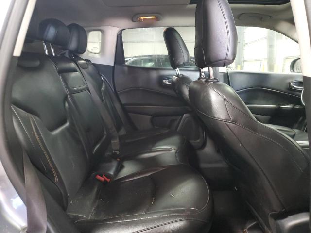 3C4NJDCB2KT622354 - 2019 JEEP COMPASS LIMITED فضي صورة 11
