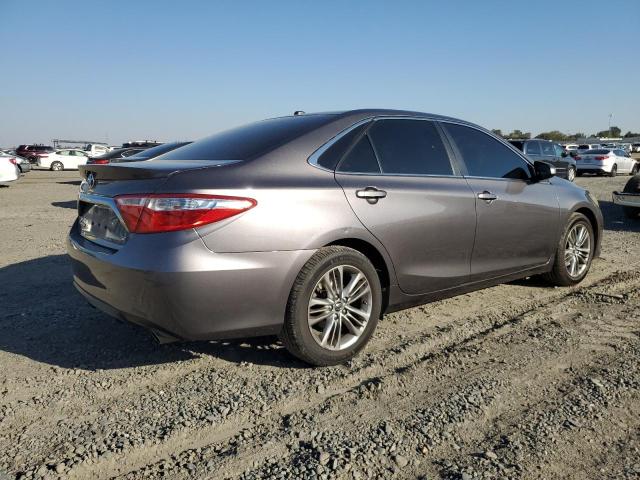 4T1BF1FK1FU933974 - 2015 TOYOTA CAMRY LE GRAY photo 3