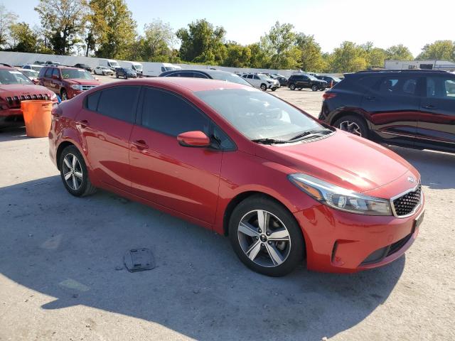 3KPFL4A75JE203429 - 2018 KIA FORTE LX Қызыл фото 4