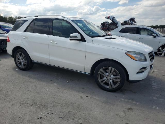 4JGDA5HB9EA288518 - 2014 MERCEDES-BENZ ML 350 4MATIC WHITE photo 4