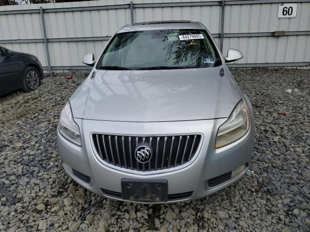 2G4GR5EK6C9135811 - 2012 BUICK REGAL SILVER photo 5