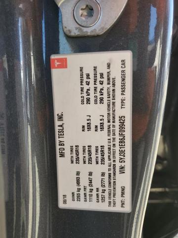 5YJ3E1EB6JF099425 - 2018 TESLA MODEL 3 Сұр фото 12
