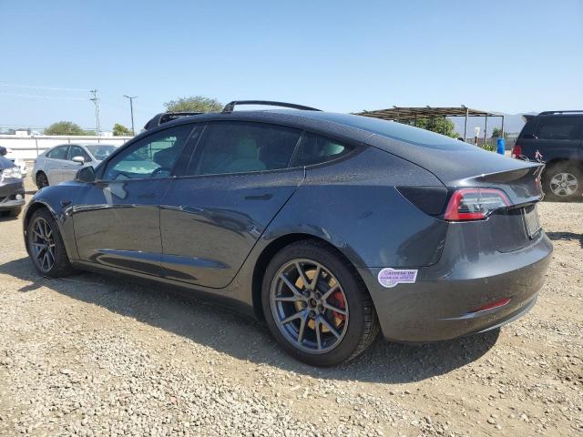 5YJ3E1EB6JF099425 - 2018 TESLA MODEL 3 Сұр фото 2