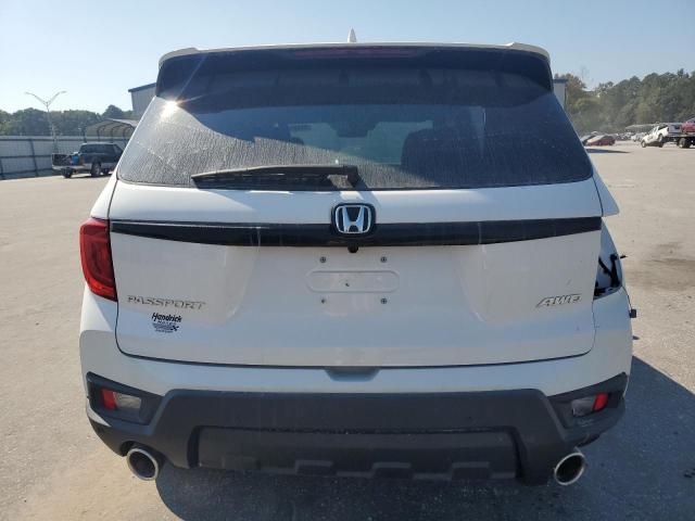 5FNYF8H54RB020153 - 2024 HONDA PASSPORT EXL WHITE photo 6