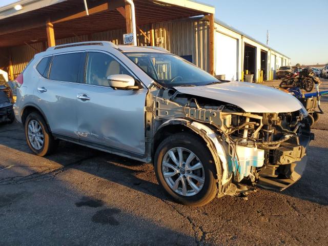 5N1AT2MV0JC809586 - 2018 NISSAN ROGUE S ვერცხლისფერი ფოტო 4