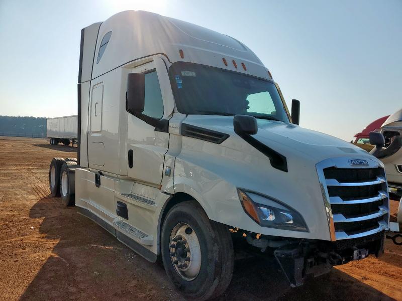 2022 FREIGHTLINER CASCADIA 1, 