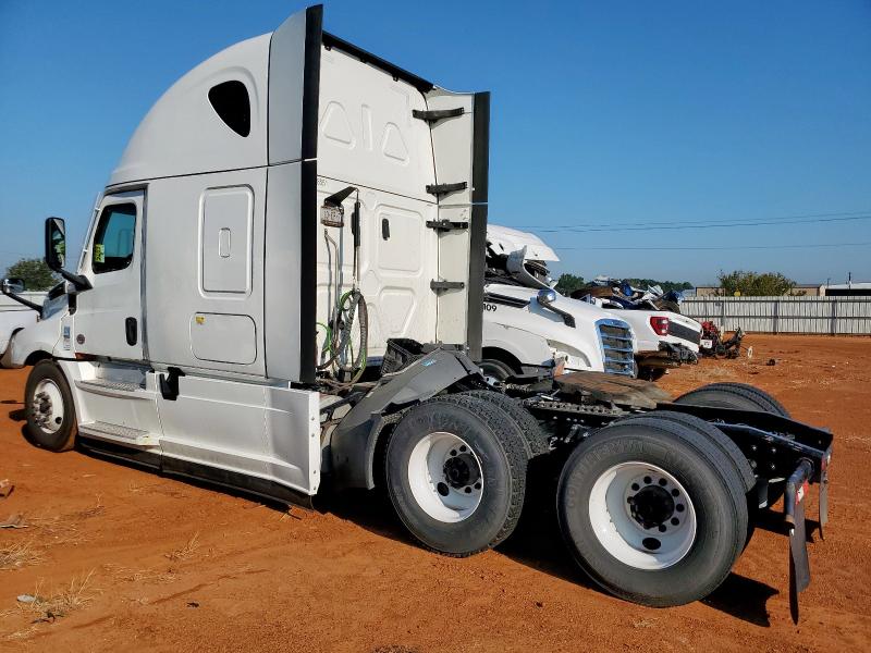 3AKJHHDR1NSNK9044 - 2022 FREIGHTLINER CASCADIA 1 WHITE photo 3