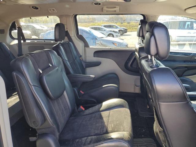 2C4RC1CG5ER258671 - 2014 CHRYSLER TOWN & COU TOURING L SILVER photo 11