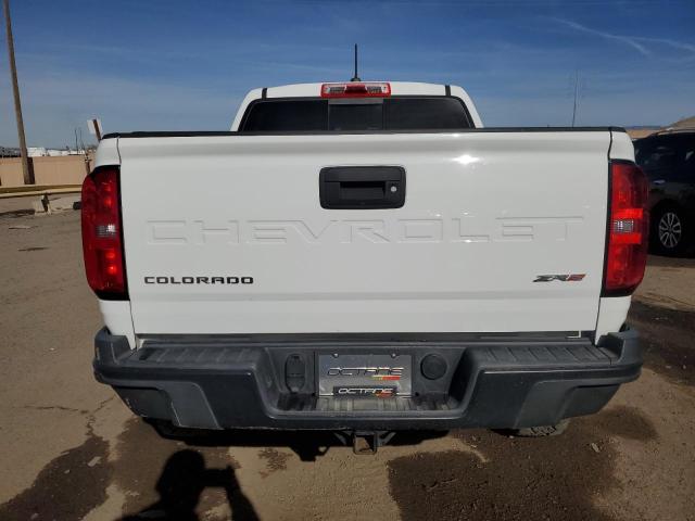 1GCGTEEN3M1215041 - 2021 CHEVROLET COLORADO ZR2 WHITE photo 6
