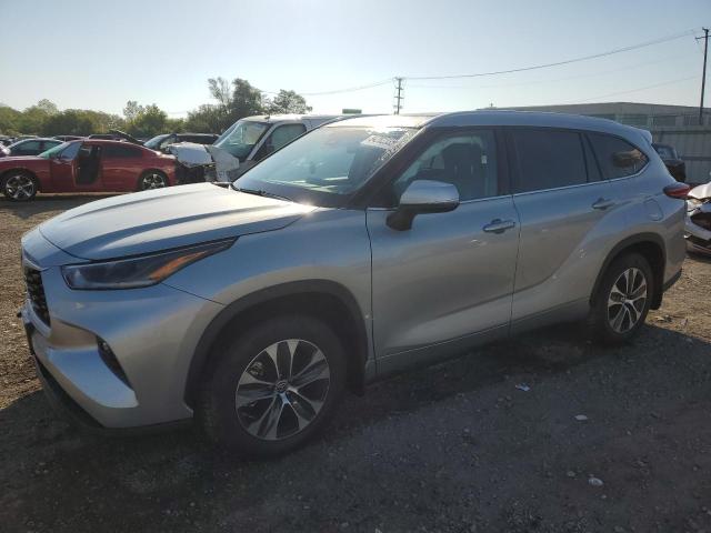 2021 TOYOTA HIGHLANDER XLE, 