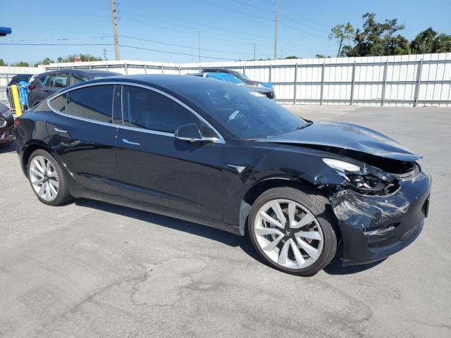 5YJ3E1EA4KF412402 - 2019 TESLA MODEL 3 შავი ფოტო 4
