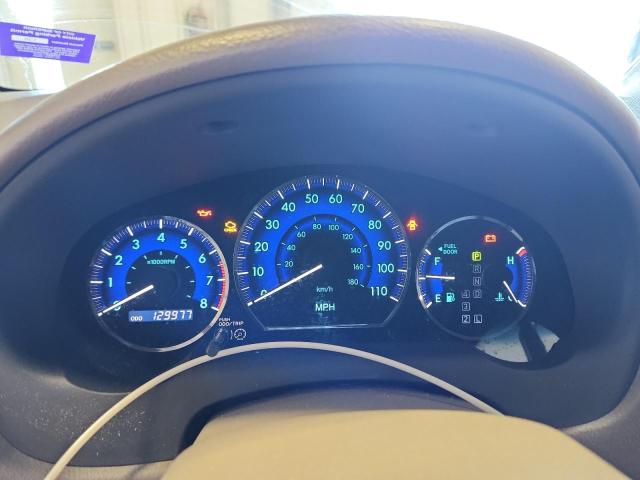 5TDZK22C19S272068 - 2009 TOYOTA SIENNA XLE WHITE photo 9