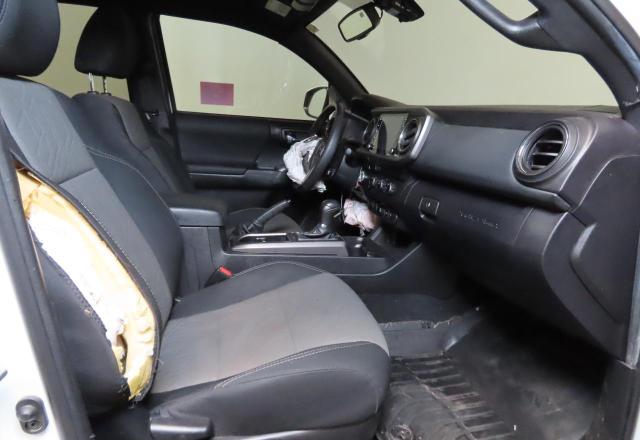 5TFAZ5CN0MX115399 - 2021 TOYOTA TACOMA DOUBLE CAB WHITE photo 5