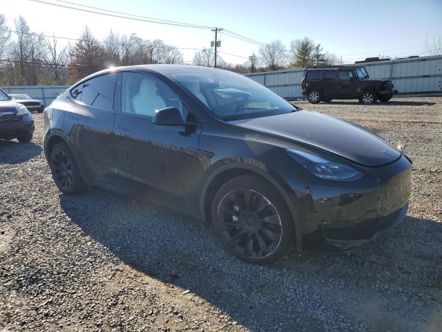 7SAYGDEE1PA196293 - 2023 TESLA MODEL Y შავი ფოტო 4