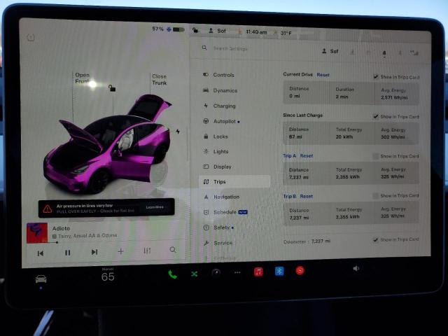 7SAYGDEE1PA196293 - 2023 TESLA MODEL Y შავი ფოტო 9