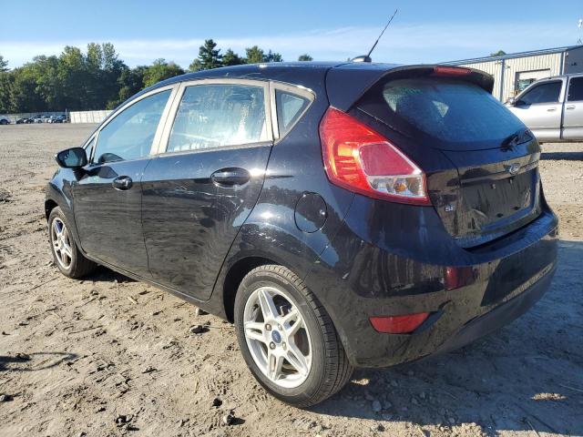 3FADP4EJ9JM128845 - 2018 FORD FIESTA SE BLACK photo 2