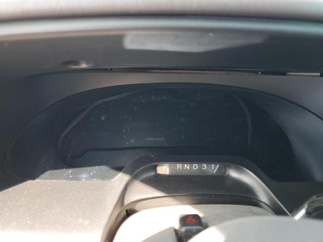 1LNHM97V92Y680798 - 2002 LINCOLN CONTINENTA 银色 照片 9