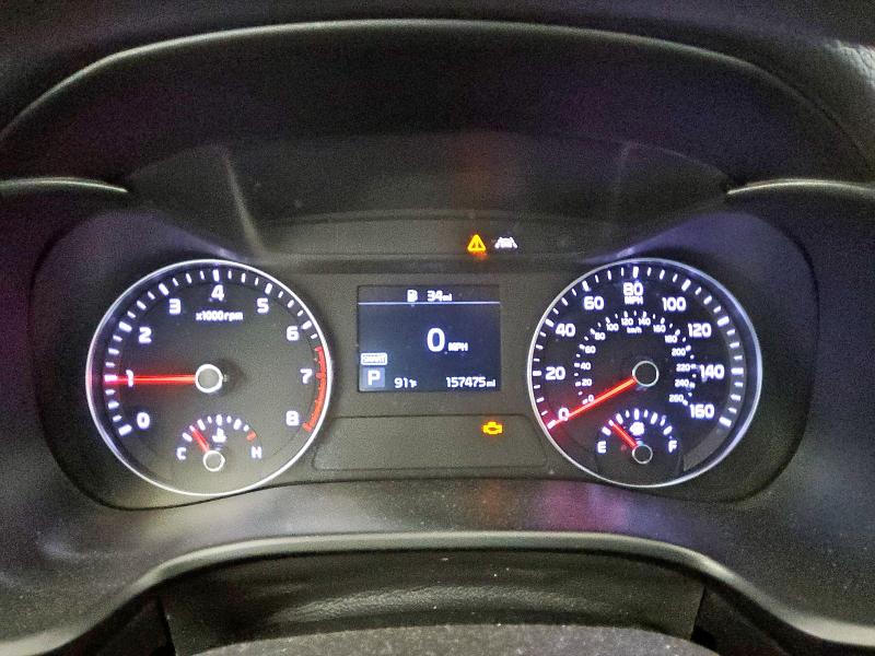 3KPF24AD8LE226411 - 2020 KIA FORTE FE WHITE photo 9