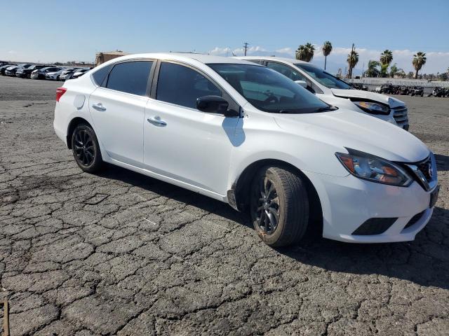 3N1AB7AP7JY239154 - 2018 NISSAN SENTRA S WHITE photo 4
