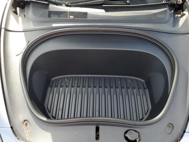 5YJ3E1EA0RF858041 - 2024 TESLA MODEL 3 银色 照片 11