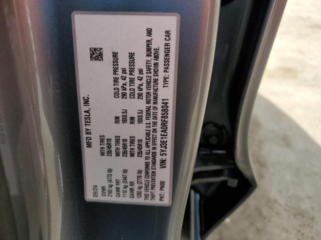 5YJ3E1EA0RF858041 - 2024 TESLA MODEL 3 银色 照片 12